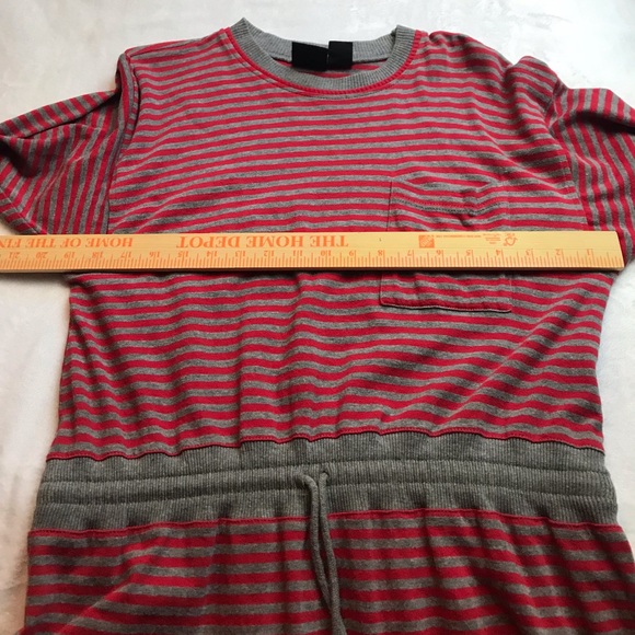 Lizsport Vintage Light Sweater  Liz Claiborne Pullover Grey Red Strips Small - Picture 8 of 8